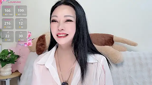 Hua Hua 0 online show from 09.27.25