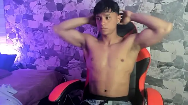 ZYZZ1312 online show from 04.17.26