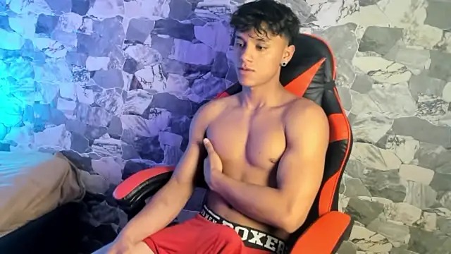Snapshot of ZYZZ1312 chatting on 05.21.26 ZYZZ1312 online show from 05.21.26