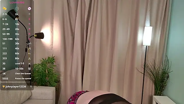 Snapshot of lisabaus chatting on 02.15.26 lisabaus online show from 02.15.26