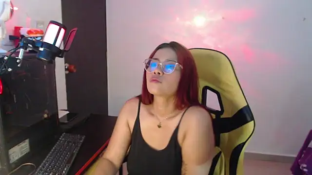 Scarlett Gracee  online show from 11.18.25