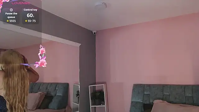 Camila Russoo online show from 02.10.26