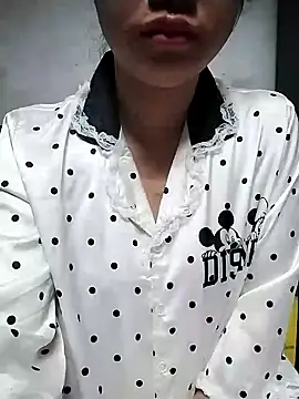 Mie rose online show from 03.11.26