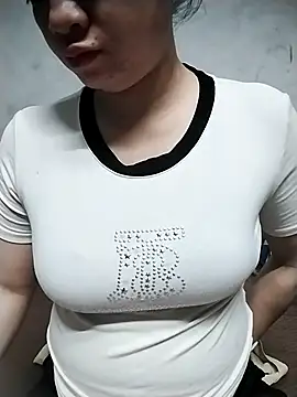 Mie rose online show from 03.31.26