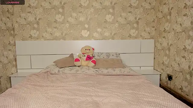 mishapallmer online show from 11.23.25