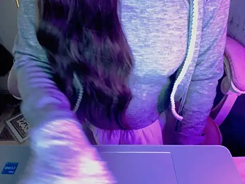 ahoa Tk online show from 11.08.25