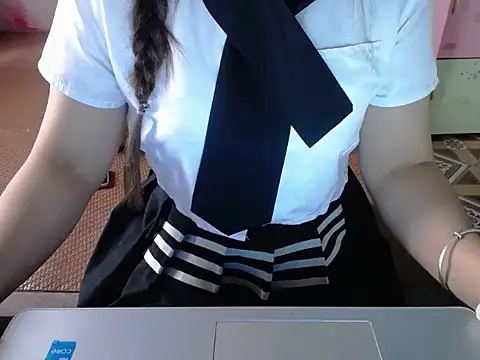 Snapshot of ahoa_Tk chatting on 05.04.26 ahoa Tk online show from 05.04.26