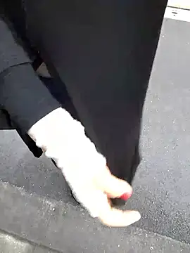 pink-mai online show from 02.23.26