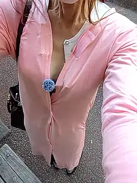 pink-mai online show from 03.15.26