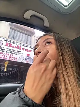 Sara-cooper2 online show from 11.18.25