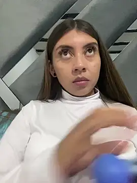 Sara-cooper2 online show from 02.14.26