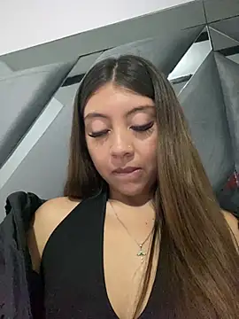 Sara-cooper2 online show from 03.27.26