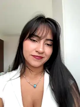 Snapshot of _Layla69_ chatting on 10.01.25  Layla69  online show from 10.01.25