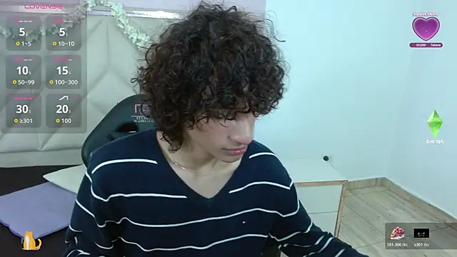 Snapshot of Chipi_tay chatting on 10.31.25 Chipi tay online show from 10.31.25