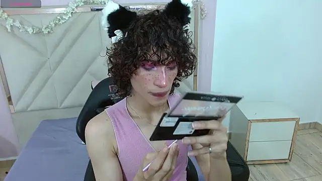 Snapshot of Chipi_tay chatting on 11.05.25 Chipi tay online show from 11.05.25