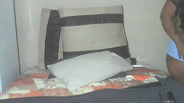 Snapshot of AnnabigpussyXO chatting on 11.08.25 AnnabigpussyXO online show from 11.08.25