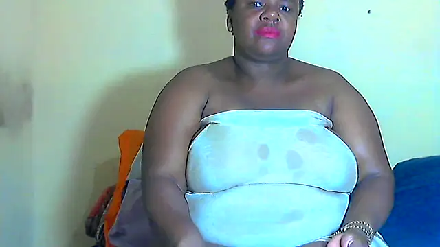 Snapshot of AnnabigpussyXO chatting on 01.05.26 AnnabigpussyXO online show from 01.05.26