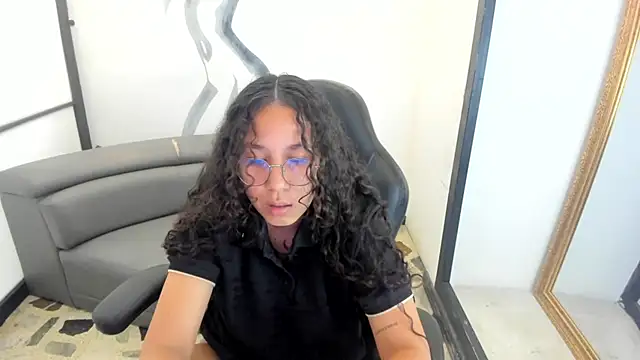 Noahsmitth  online show from 10.07.25