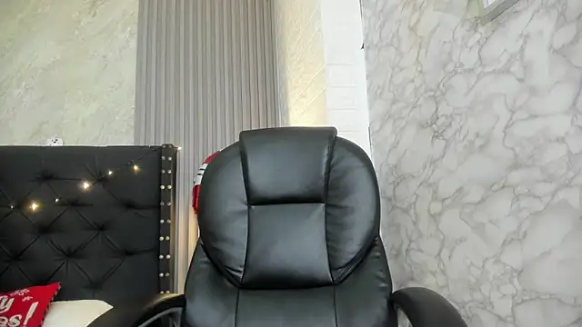 alicy  torres online show from 12.18.25