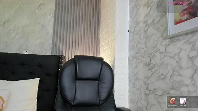 Snapshot of alicy__torres chatting on 02.13.26 alicy torres online show from 02.13.26
