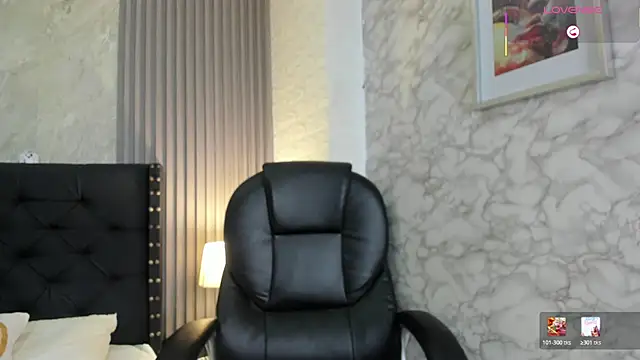 Snapshot of alicy__torres chatting on 02.14.26 alicy torres online show from 02.14.26