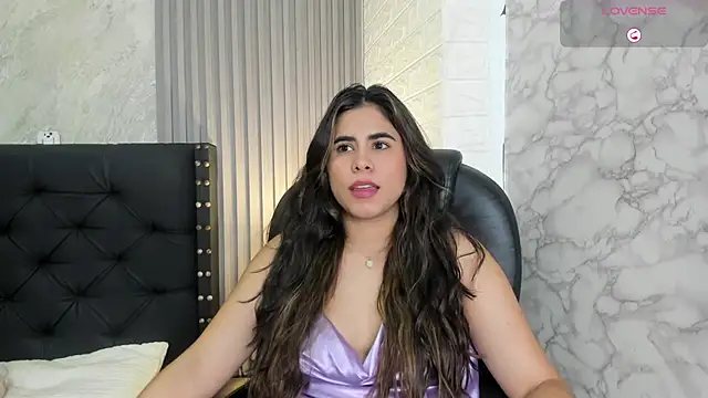 Snapshot of alicy__torres chatting on 03.16.26 alicy torres online show from 03.16.26