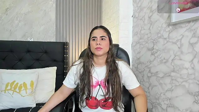Snapshot of alicy__torres chatting on 03.19.26 alicy torres online show from 03.19.26