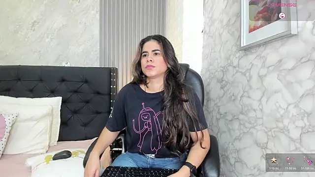 Snapshot of alicy__torres chatting on 04.07.26 alicy torres online show from 04.07.26