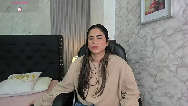 Snapshot of alicy__torres chatting on 04.16.26 alicy torres online show from 04.16.26