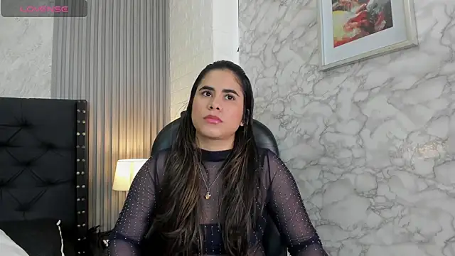 Snapshot of alicy__torres chatting on 04.24.26 alicy torres online show from 04.24.26