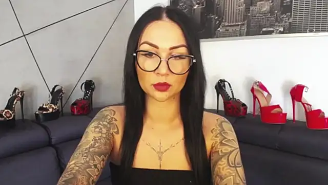 Fayestrip online show from 09.20.25