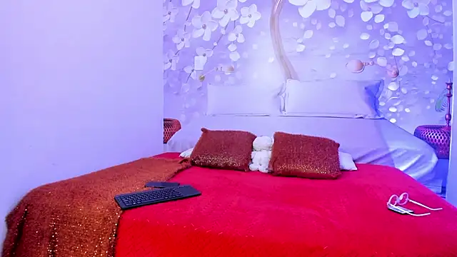 Snapshot of tammy_02_ chatting on 10.21.25 tammy 02 online show from 10.21.25