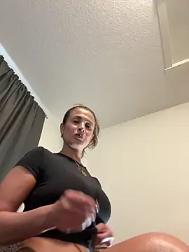 Snapshot of Alona_Brown chatting on 04.21.26 Alona Brown online show from 04.21.26