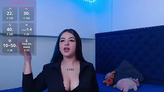 MaviceMur online show from 12.15.25