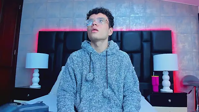 RichardParkk online show from 10.17.25