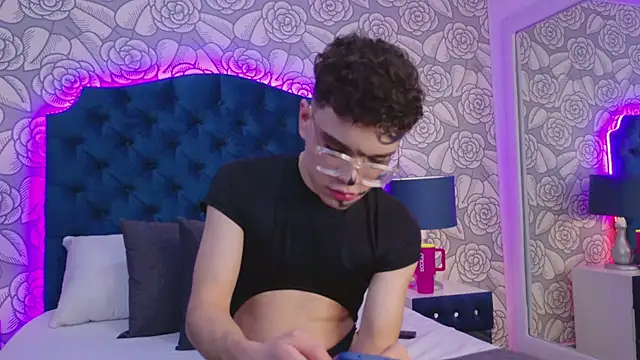 RichardParkk online show from 10.21.25