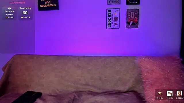 Snapshot of elizabethboltXXX chatting on 06.19.26 elizabethboltXXX online show from 06.19.26