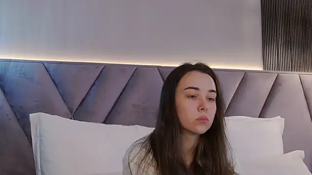 MiaMarlow online show from 10.07.25