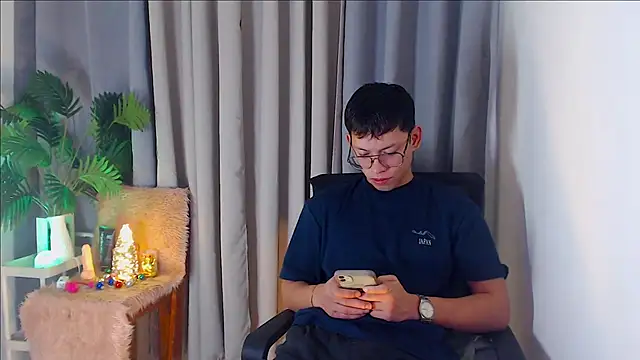 pinkcock froi2305 online show from 10.04.25