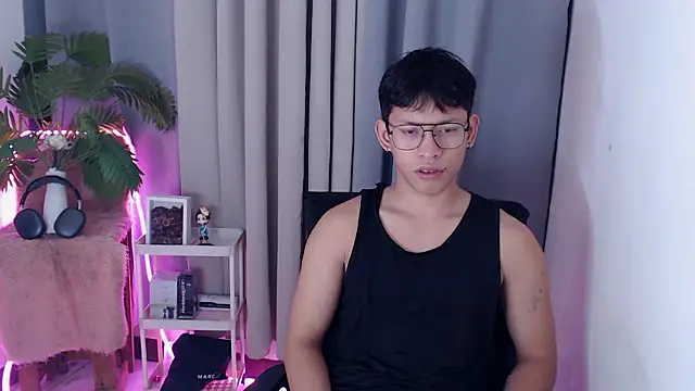 pinkcock froi2305 online show from 02.05.26