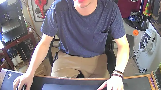 Snapshot of k_dick chatting on 04.09.26 k dick online show from 04.09.26