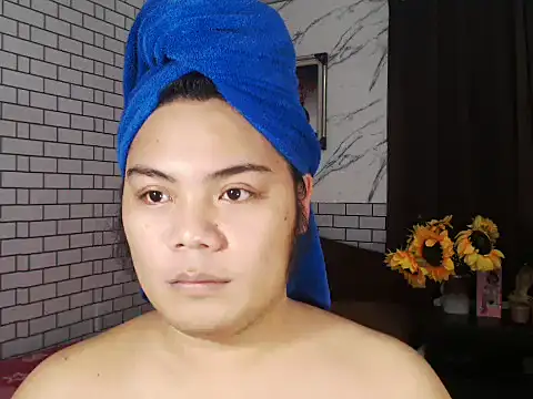 Snapshot of TSbrianaHugeCock chatting on 10.18.25 TSbrianaHugeCock online show from 10.18.25