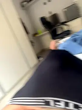 Snapshot of Novinho16cmz chatting on 10.07.25 Novinho16cmz online show from 10.07.25