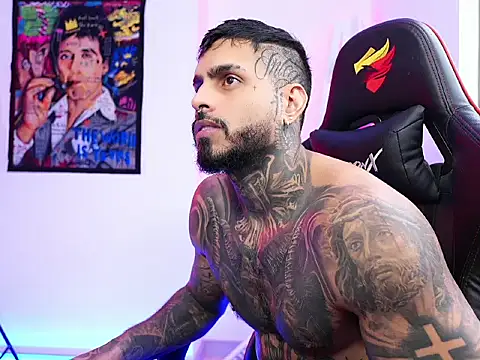 logan hugh8 online show from 10.22.25