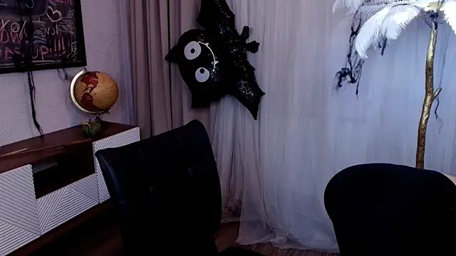 Dark Moni online show from 10.24.25