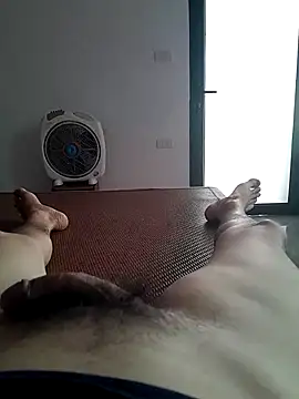 Snapshot of quoc85 chatting on 10.06.25 quoc85 online show from 10.06.25