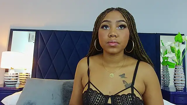 AngelaRoberts online show from 09.13.25