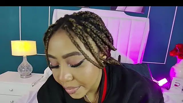 AngelaRoberts online show from 10.14.25