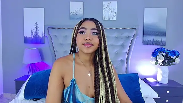 AngelaRoberts online show from 11.27.25