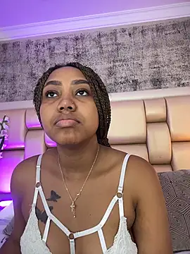 AngelaRoberts online show from 02.25.26